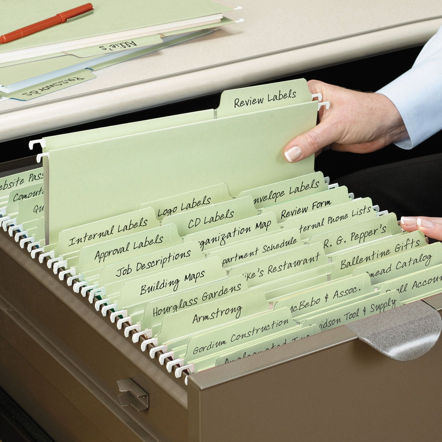 Smead FasTab Hanging Folders, Legal Size, 1/3-Cut Tabs, Moss, 20/Box