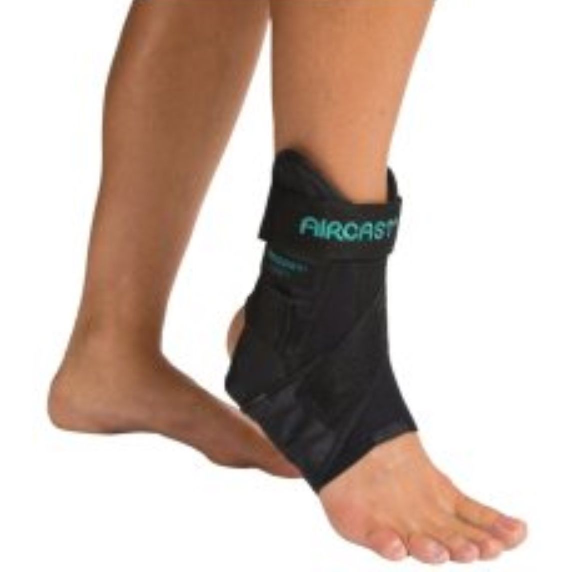Aircast AirSport Ankle Brace Left Medium