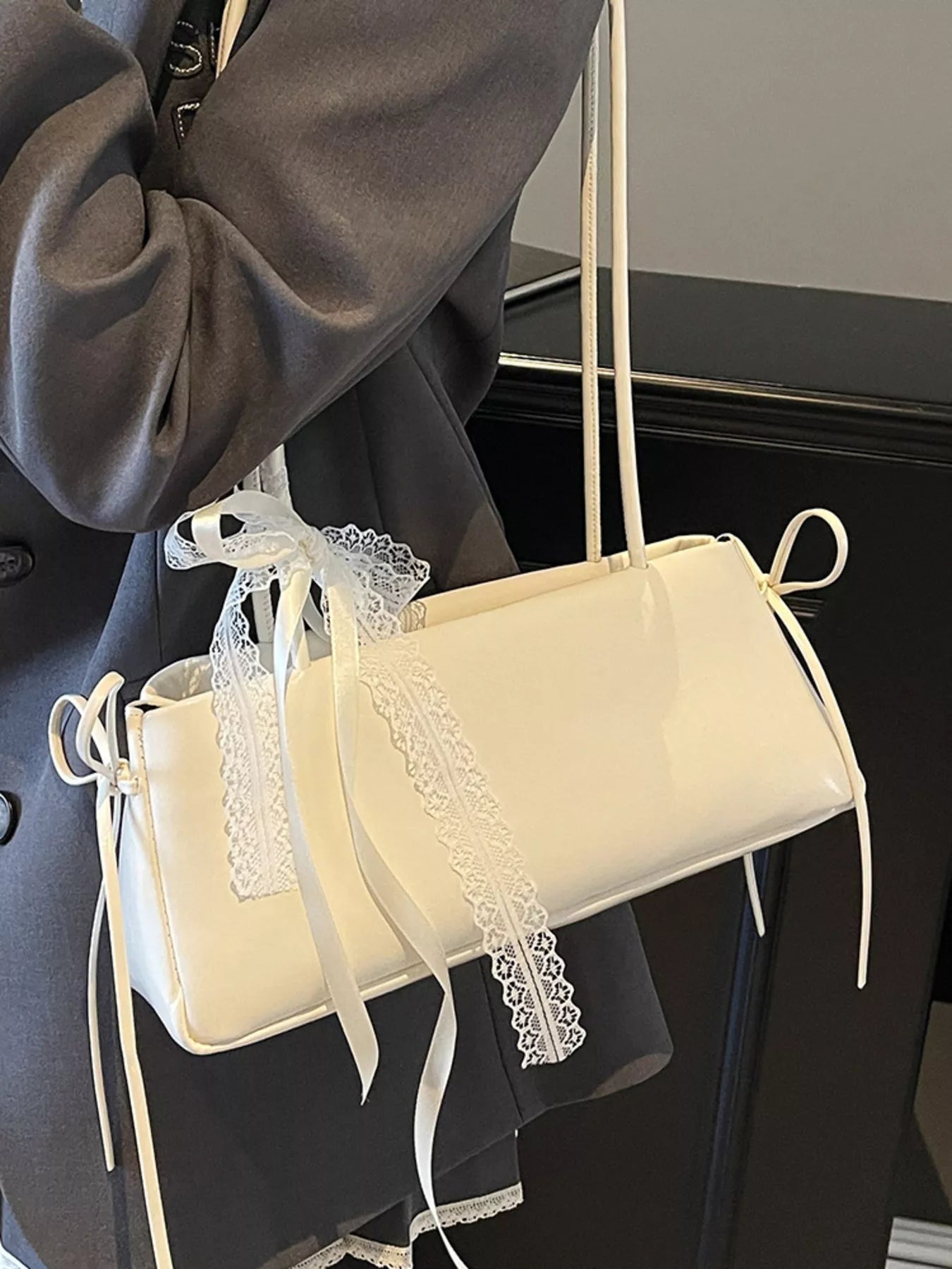 Lace Decor Shoulder Bag