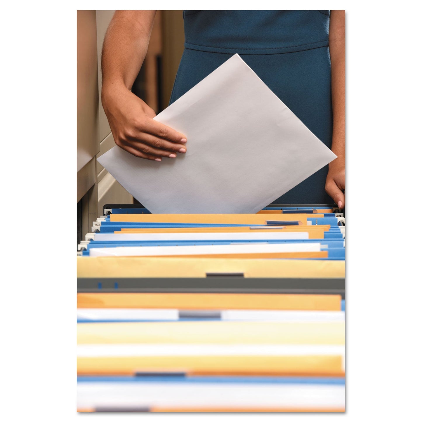 Quality Park Redi-Strip Catalog Envelope, #12 1/2, Cheese Blade Flap, Redi-Strip Adhesive Closure, 9.5 x 12.5, White, 100/Box