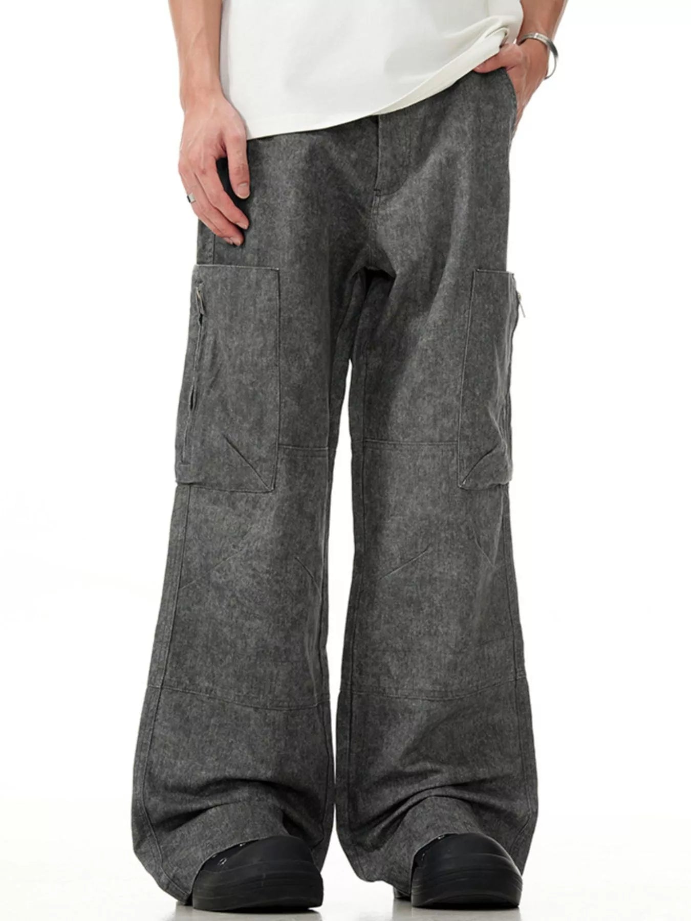 Men's Wide Leg Cargo Pants