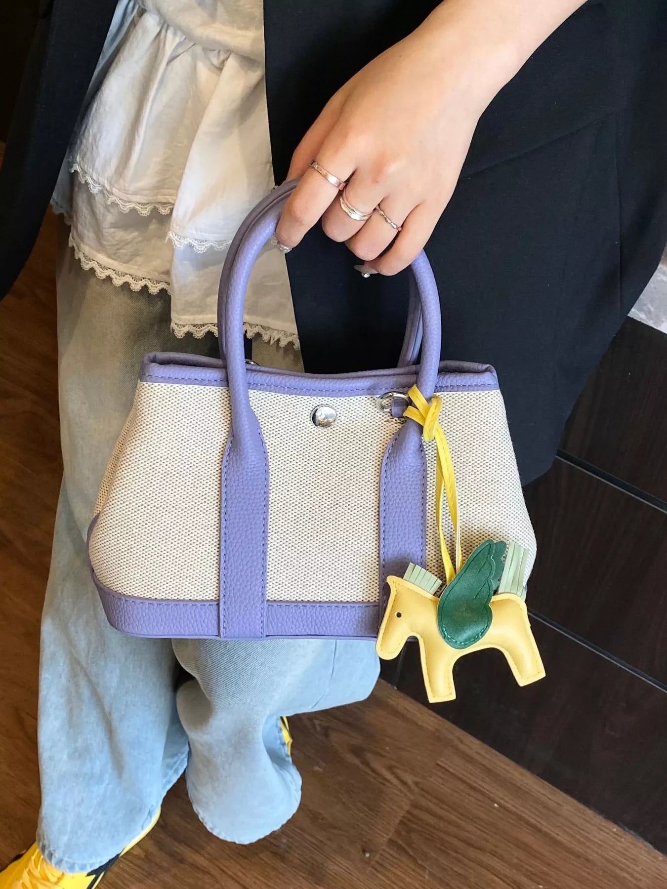 Contrast Crossbody Bag