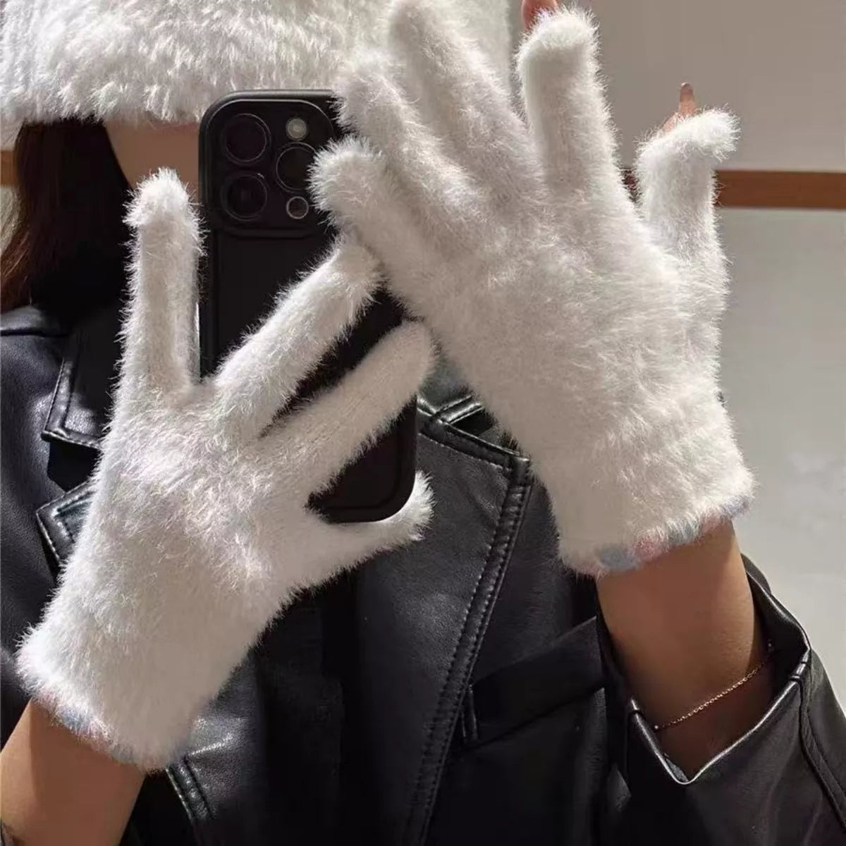 Fuzzy Knit Gloves