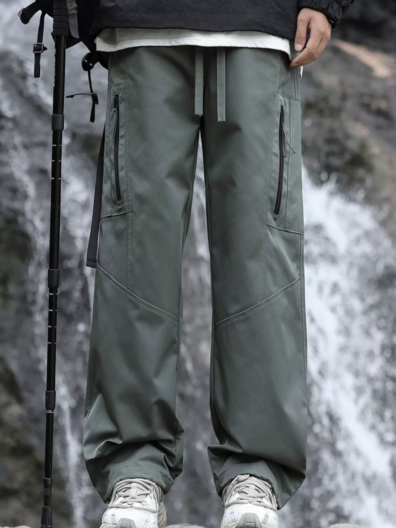 Men's Plus Size Relaxed Fit Cargo Pants with Zipper Pockets