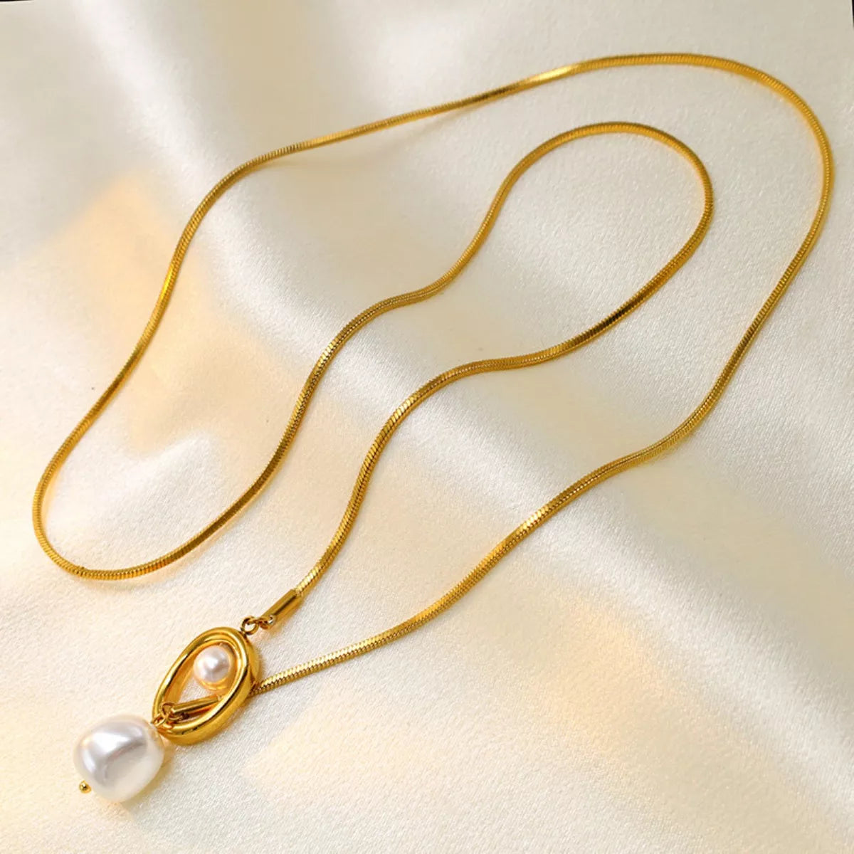 Pearl Pendant Necklace