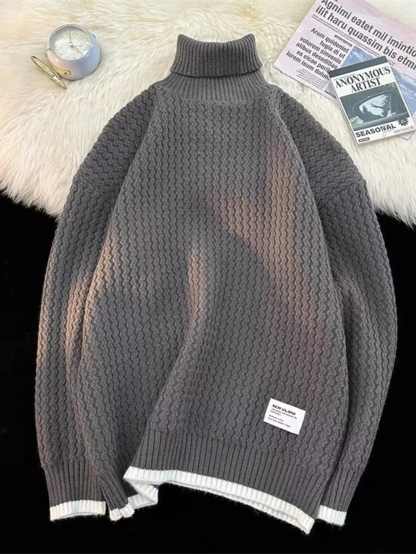 Men's Textured Knit Turtleneck Sweater