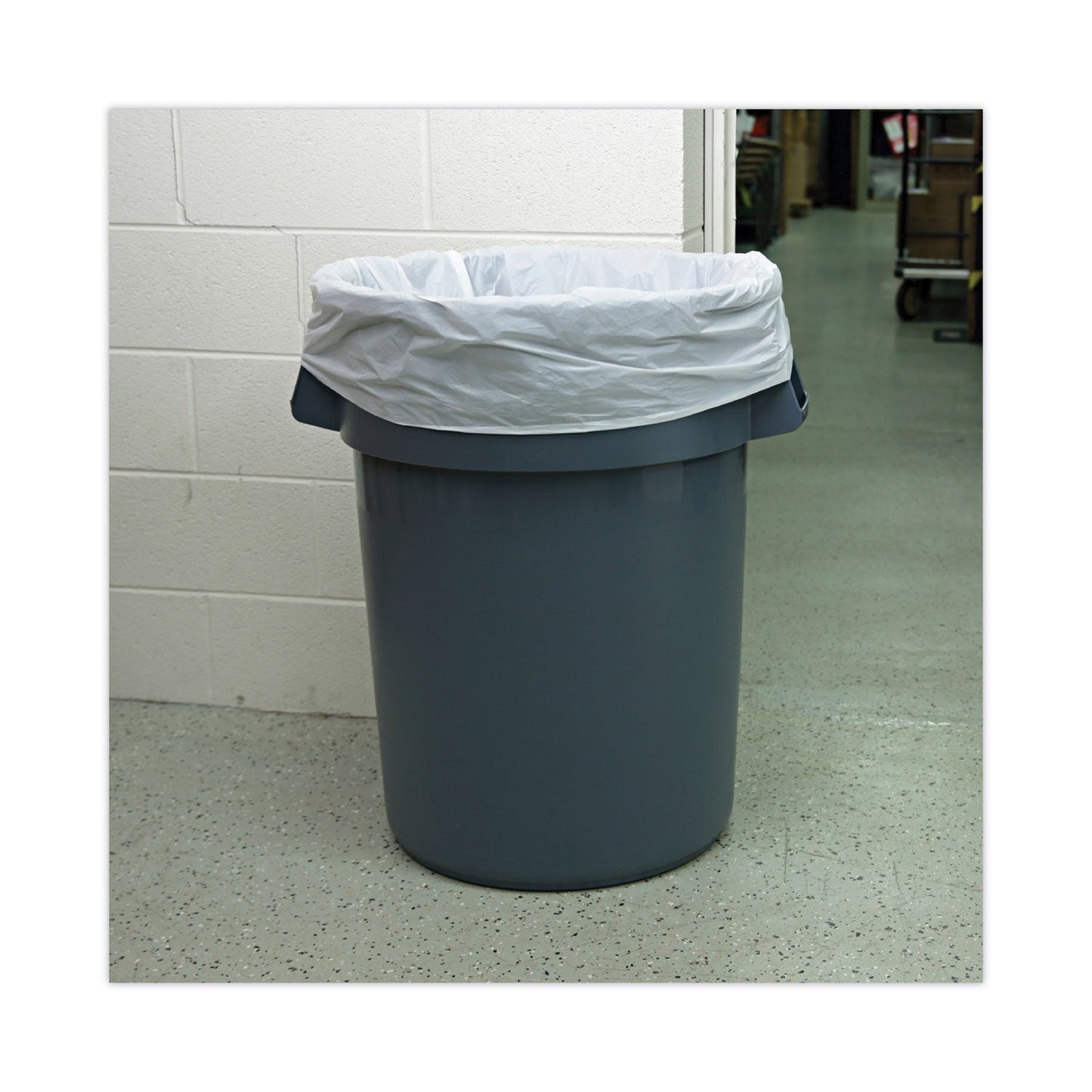 Boardwalk Linear Low Density Industrial Can Liners, 56 gal, 0.9 mil, 43 x 47, White, 100/Carton