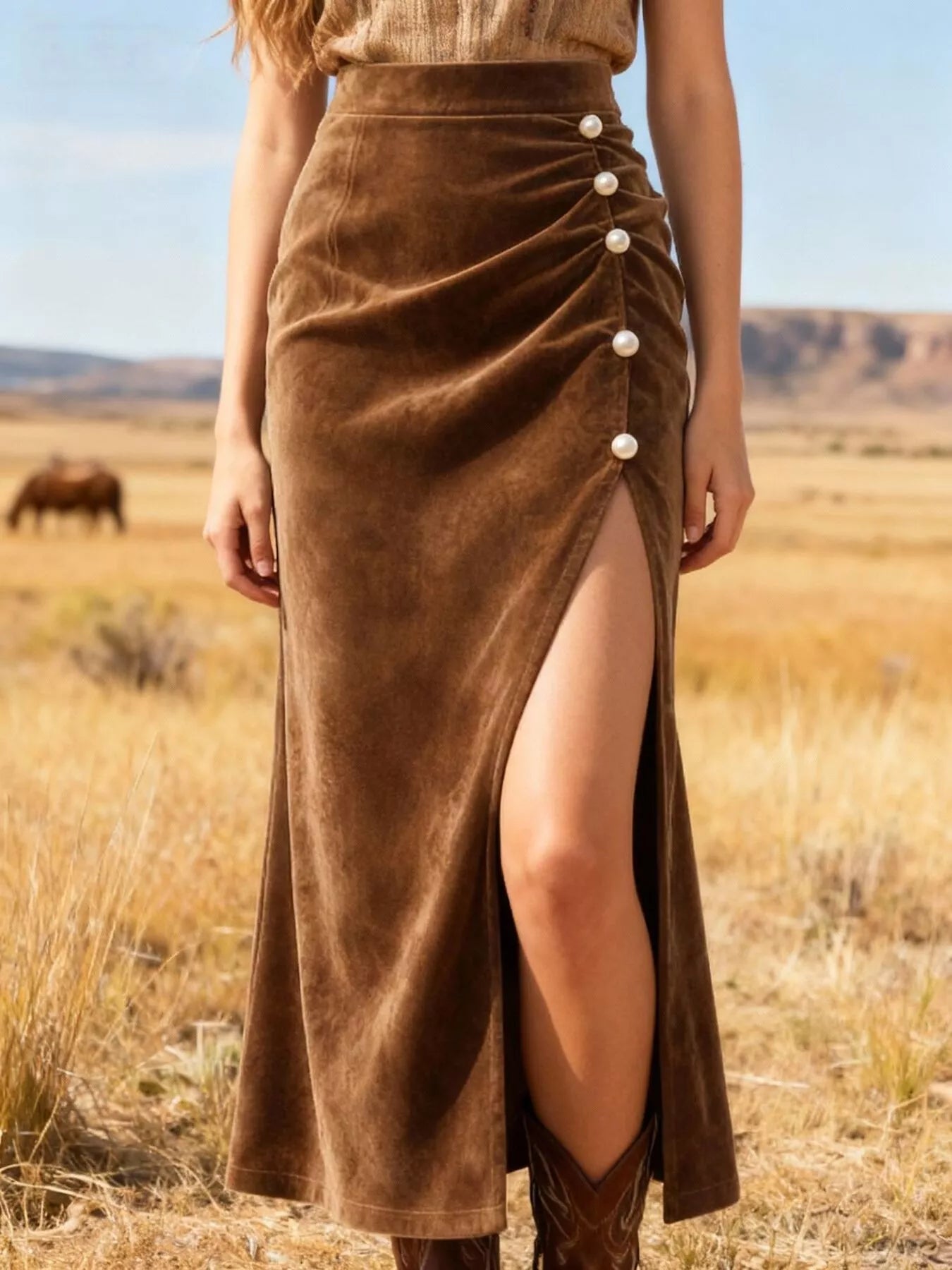 Pearl Slit Velvet Skirt