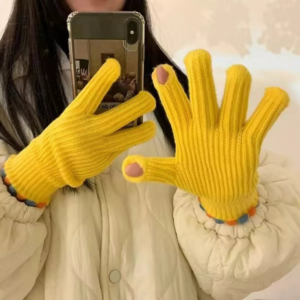 Lightweight Knitted Gloves