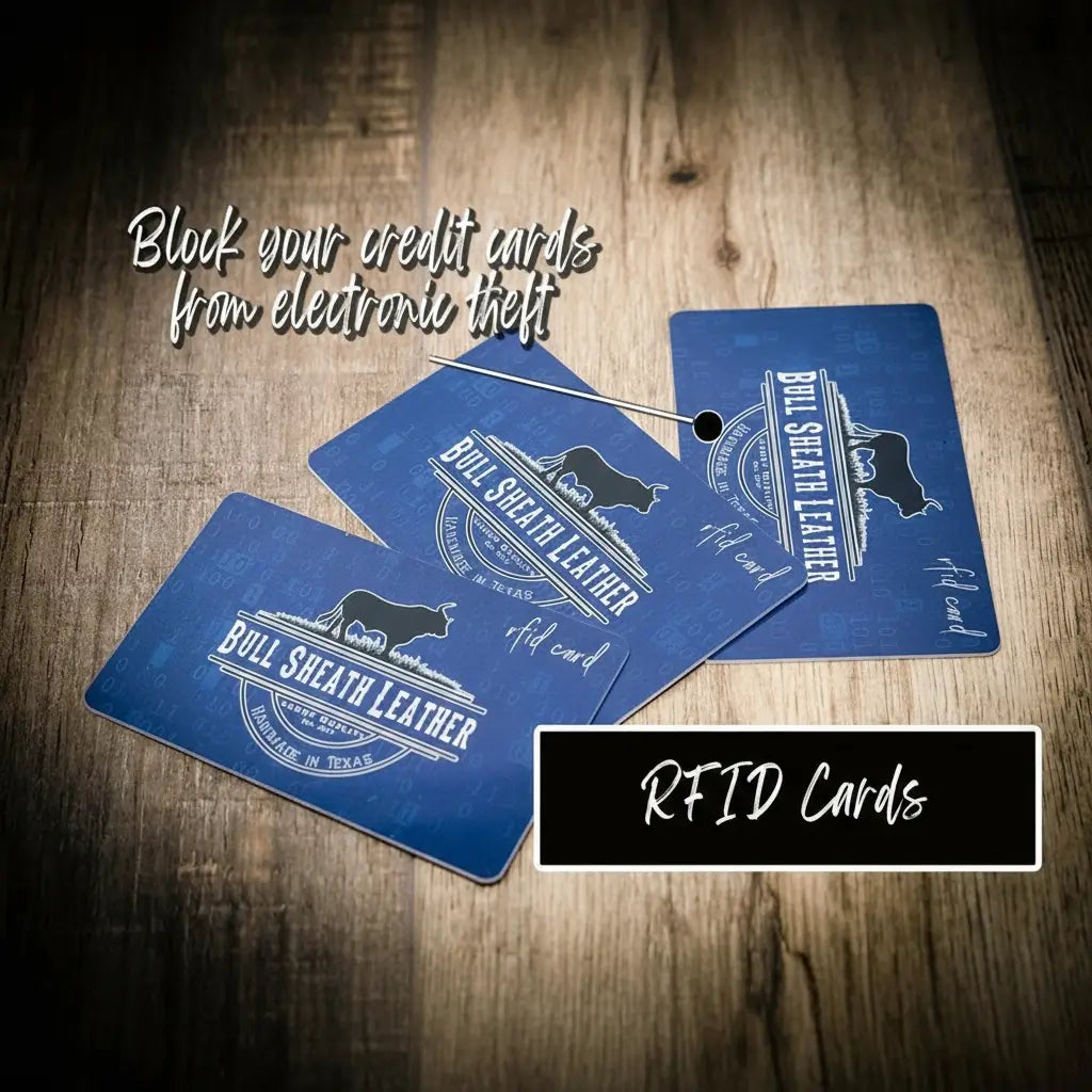 Badge Vertical Wallet - Black