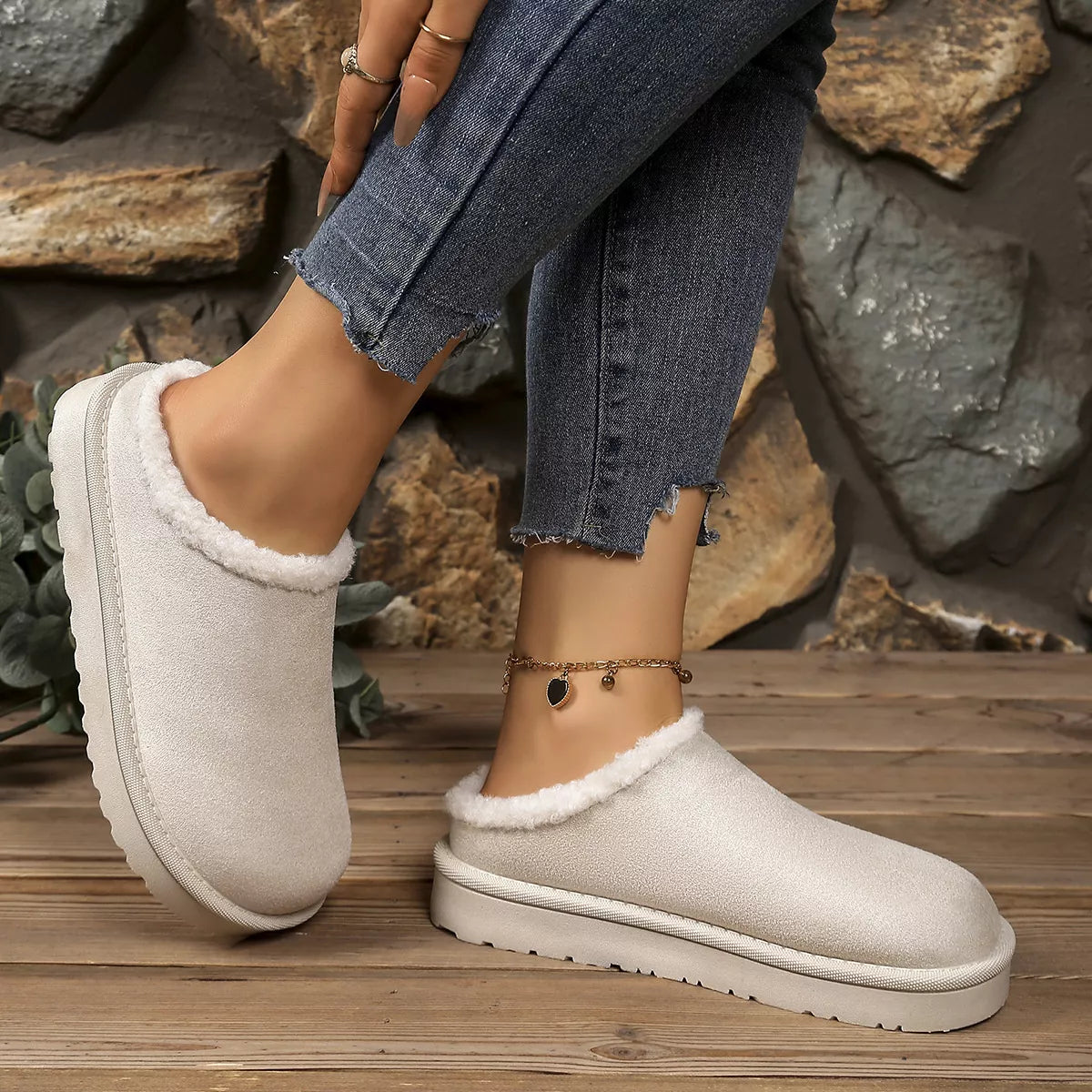 Plush Lined Round Toe Slippers