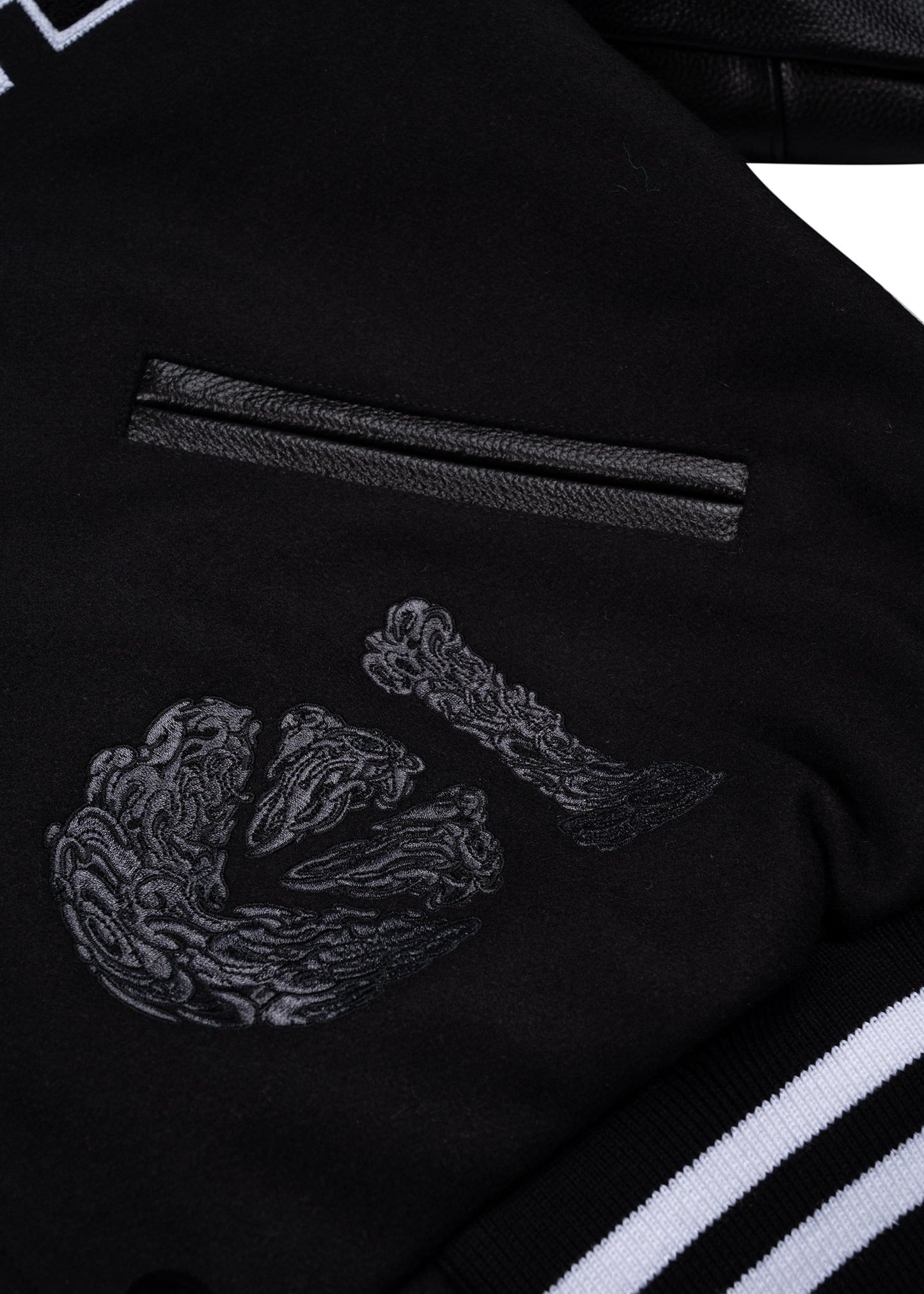 Familie 01 | Varsity Jacket