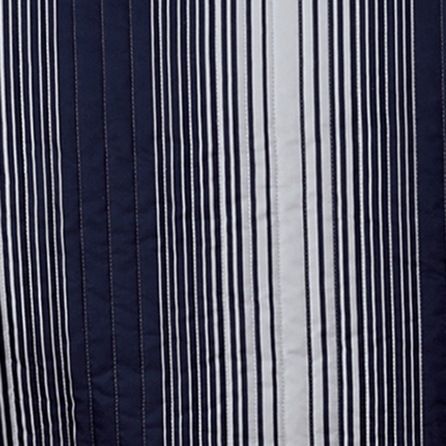 Everette Collection Ombre Striped Quilt Set