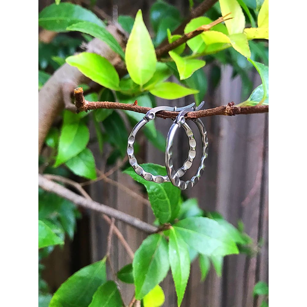 HAMMERED HOOPS