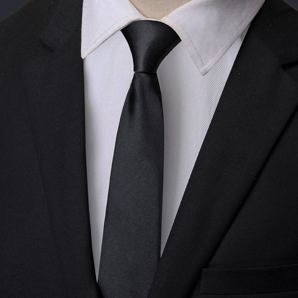 Men’s Pre-Tied Zipper Necktie – Easy Formal Wear with Tailored Look